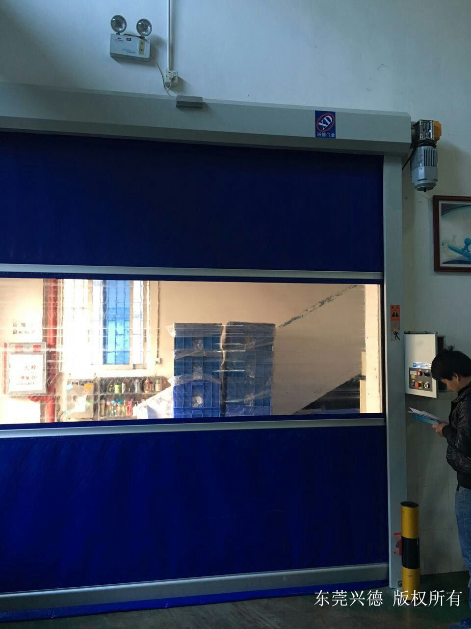 深圳快速卷簾門(mén)